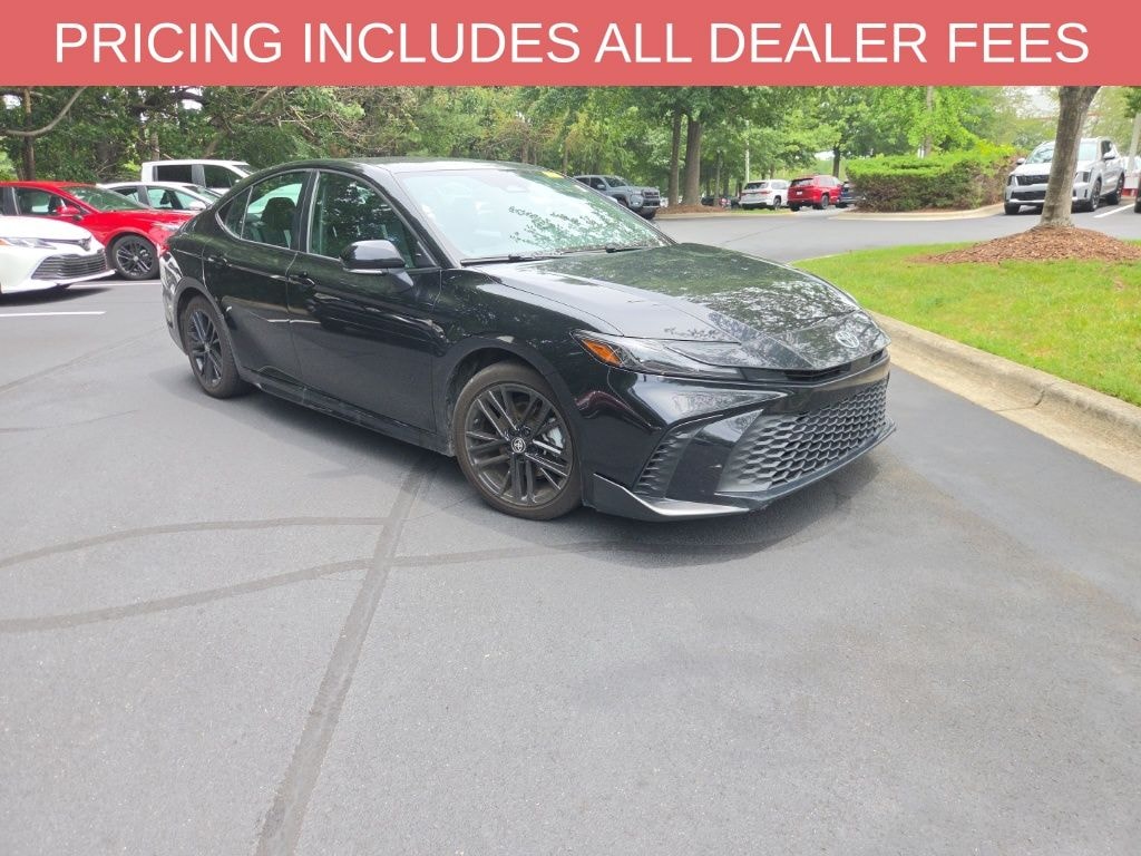 Used 2025 Toyota Camry SE Sedan