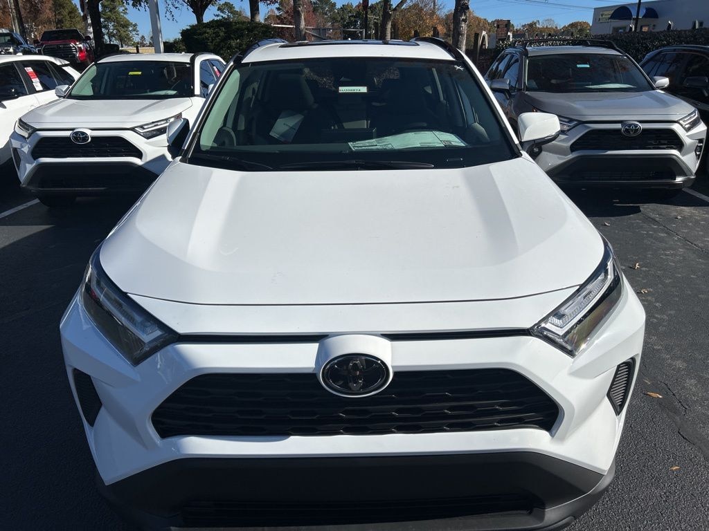 New 2025 Toyota RAV4 Hybrid XLE SUV
