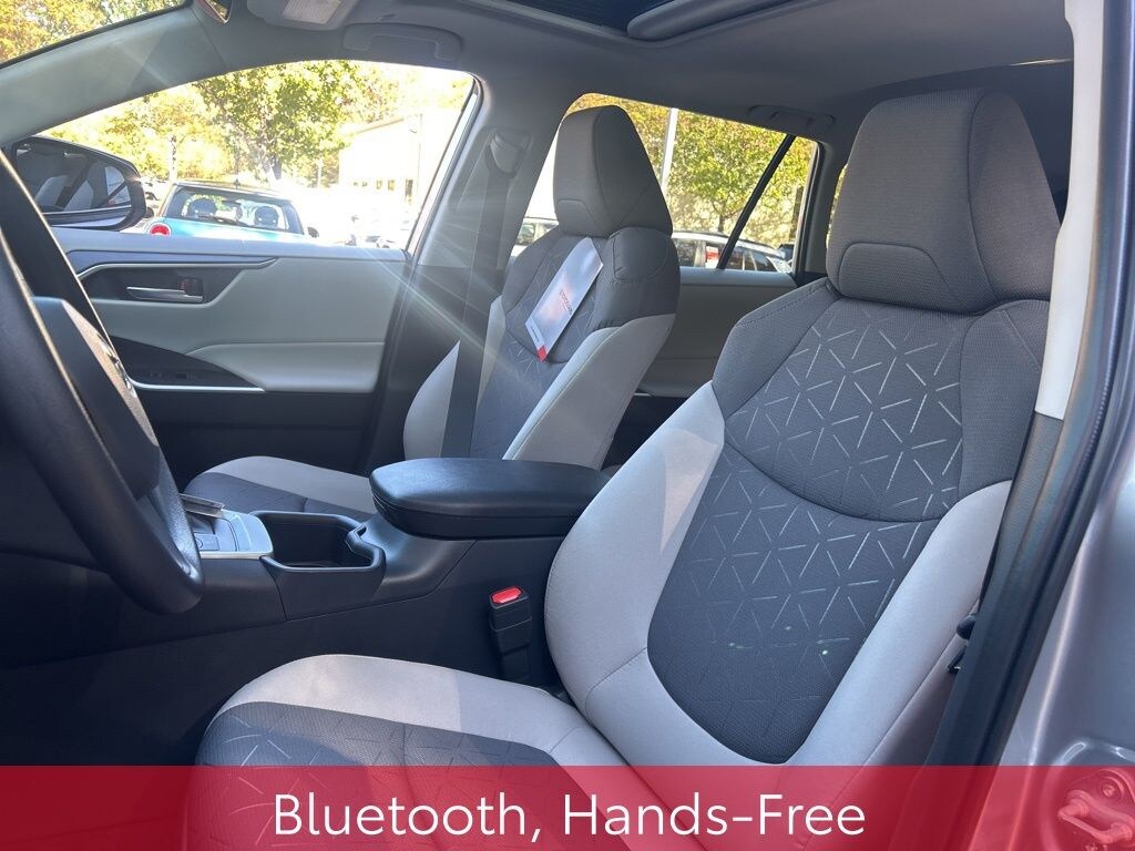 New 2025 Toyota RAV4 Hybrid XLE SUV