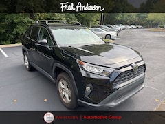 2019 Toyota RAV4 XLE SUV