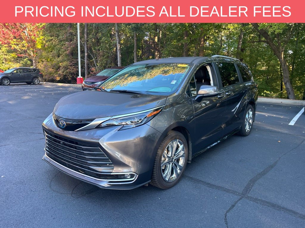 Used 2024 Toyota Sienna Platinum Minivan/Van