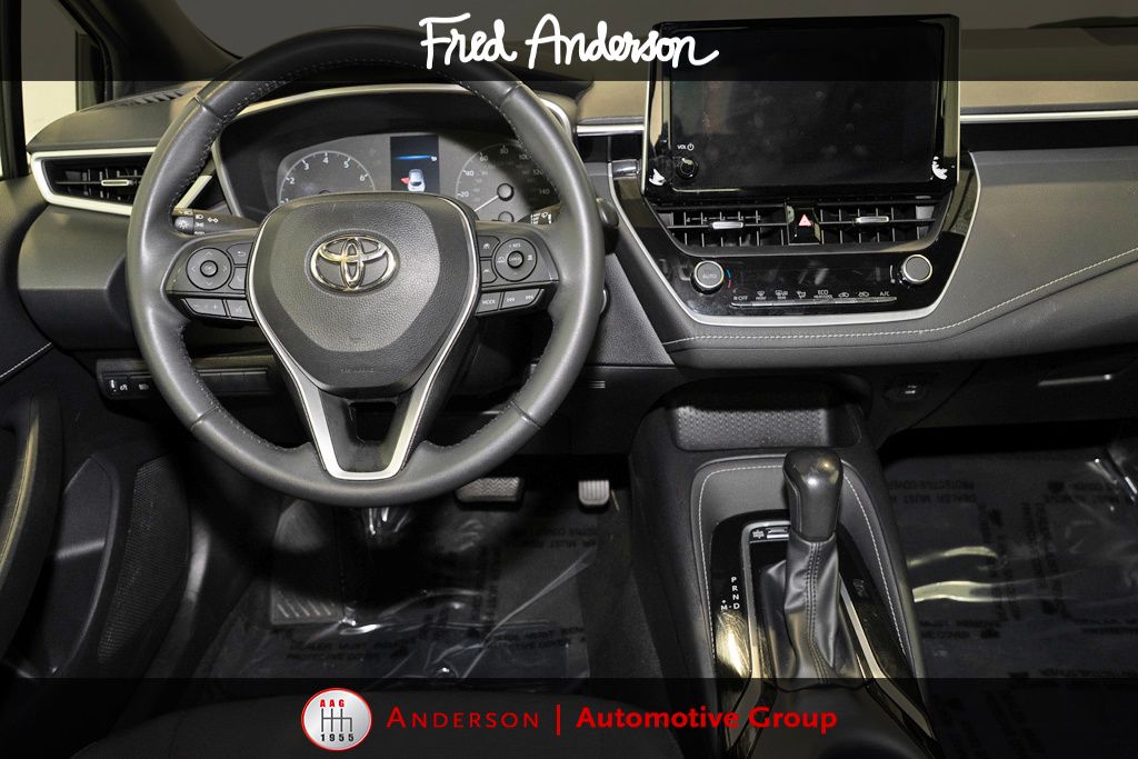 2023 Toyota Corolla SE photo 2