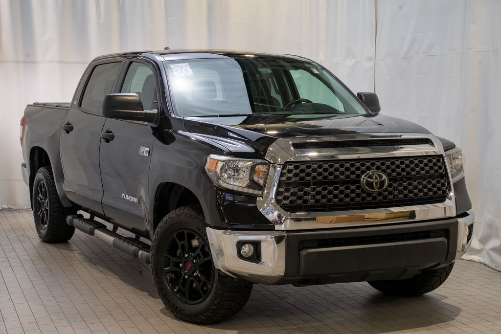 2020 Toyota Tundra SR5's photo