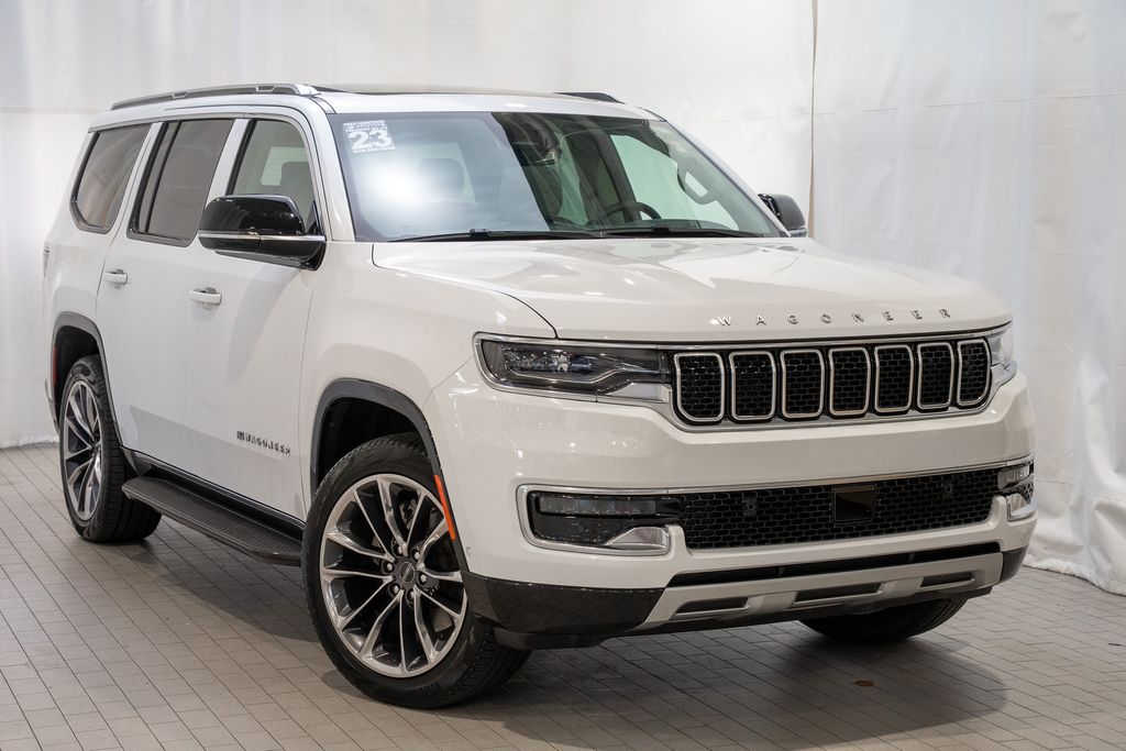 2023 Jeep Wagoneer Series II's photo
