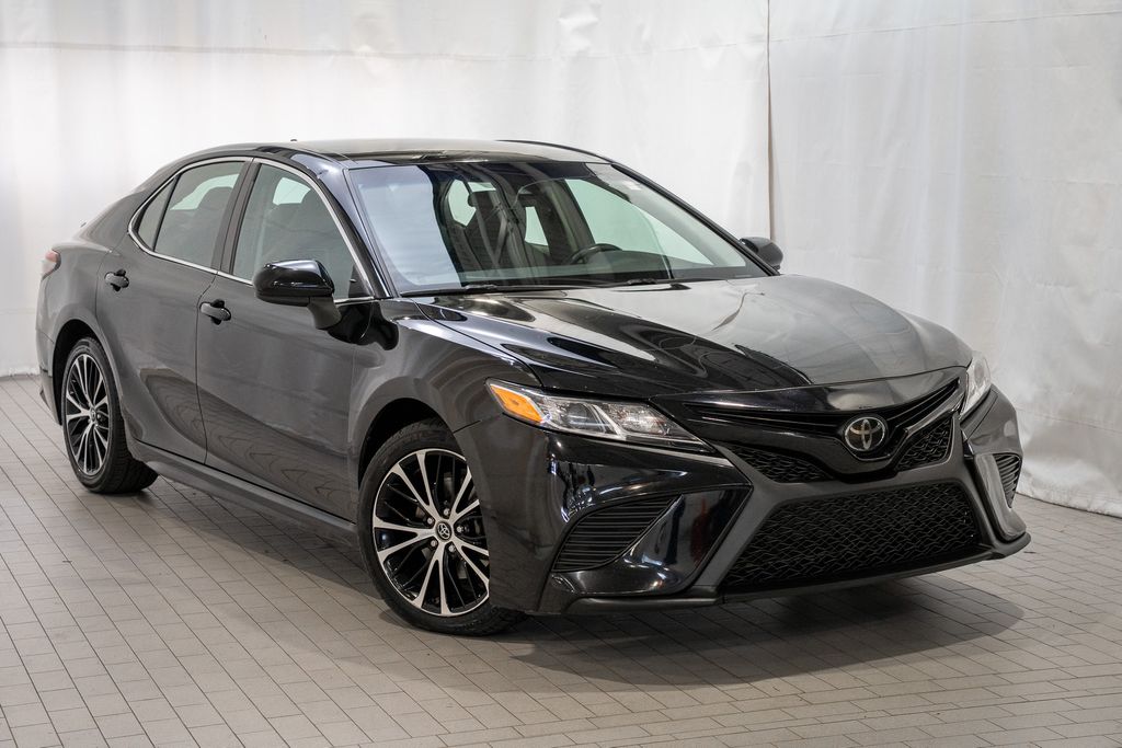 2019 Toyota Camry Sedan 