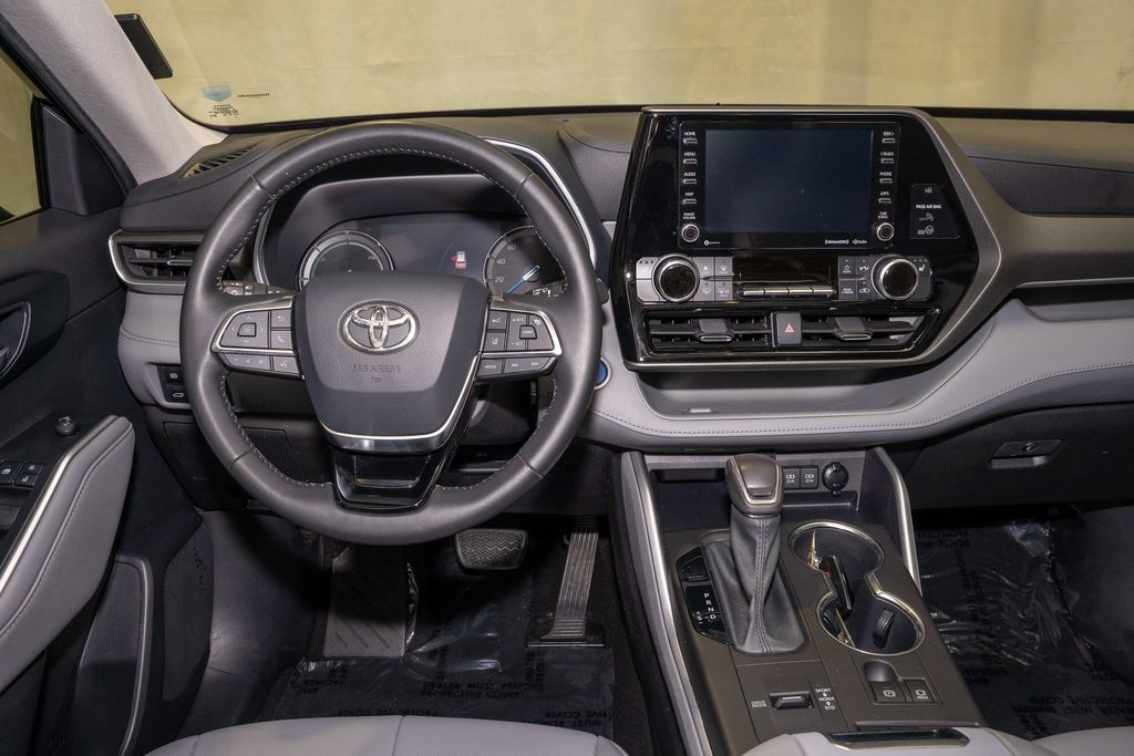 Certified 2021 Toyota Highlander Hybrid XLE SUV