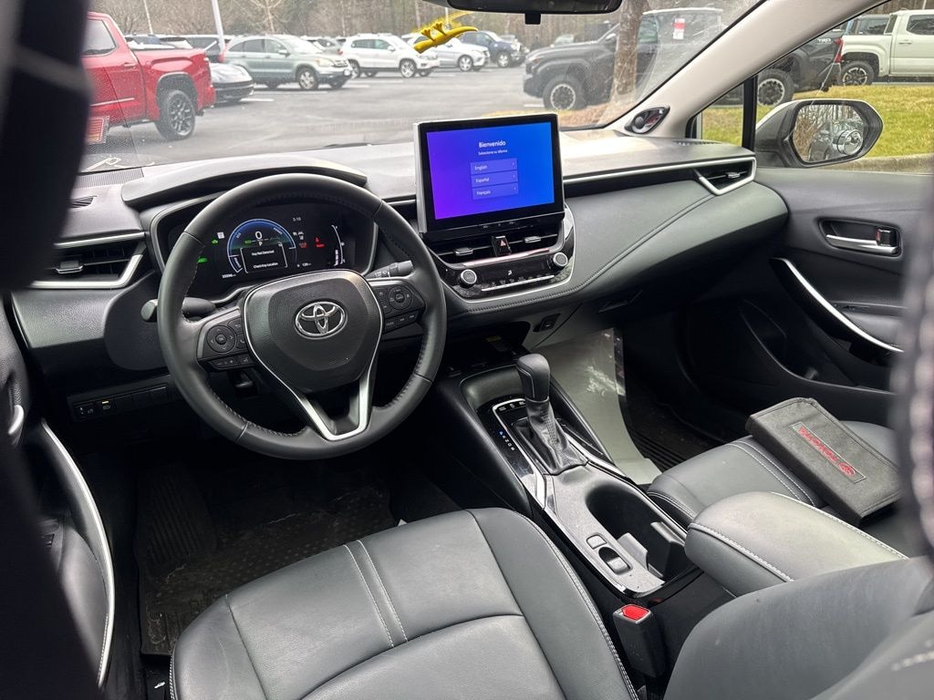 Used 2025 Toyota Corolla Hybrid XLE Sedan