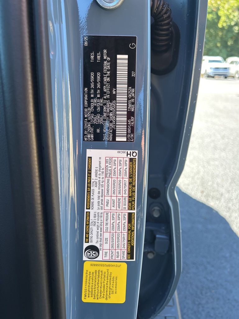 2025 Toyota 4Runner Limited photo 4
