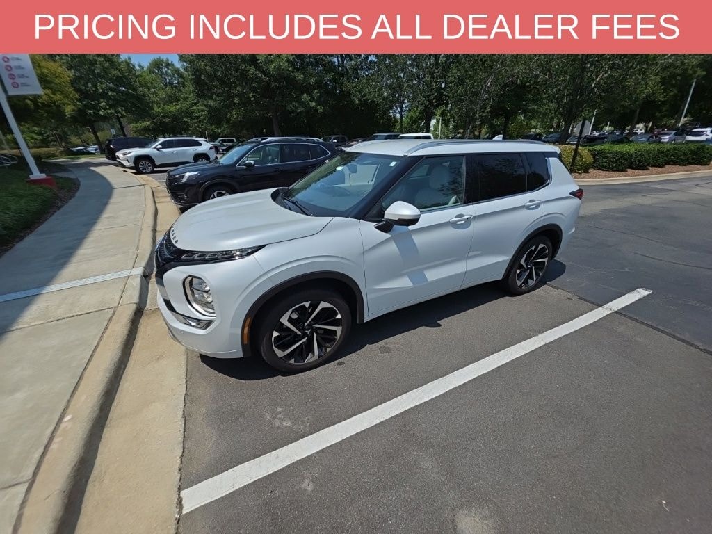 Used 2023 Mitsubishi Outlander SEL SUV