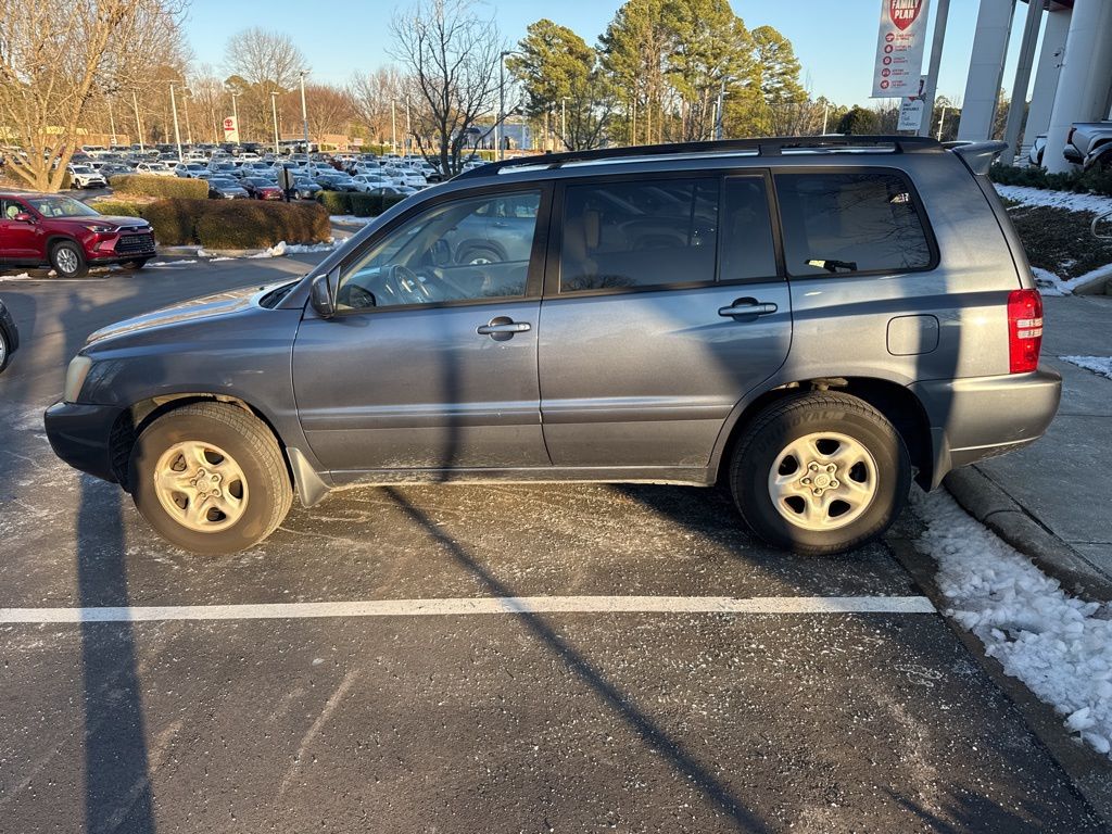 2003 Toyota Highlander Base