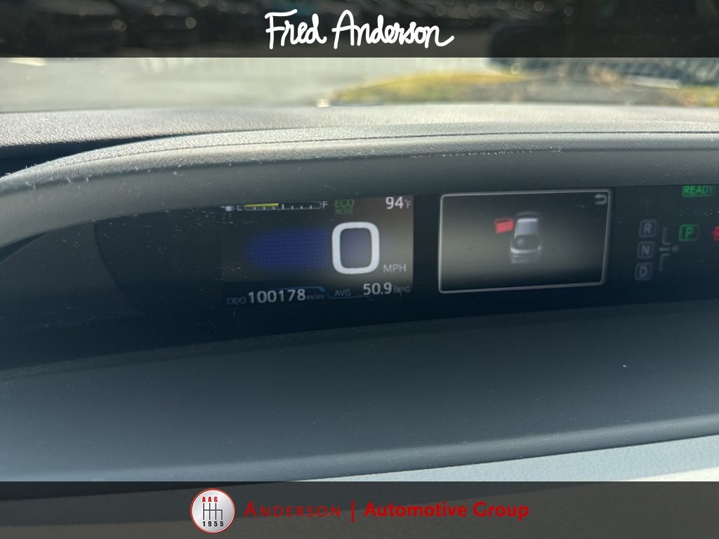 2018 Toyota Prius Two Eco photo 3