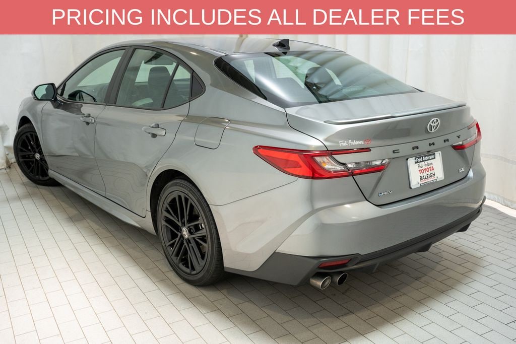 Used 2025 Toyota Camry SE Sedan