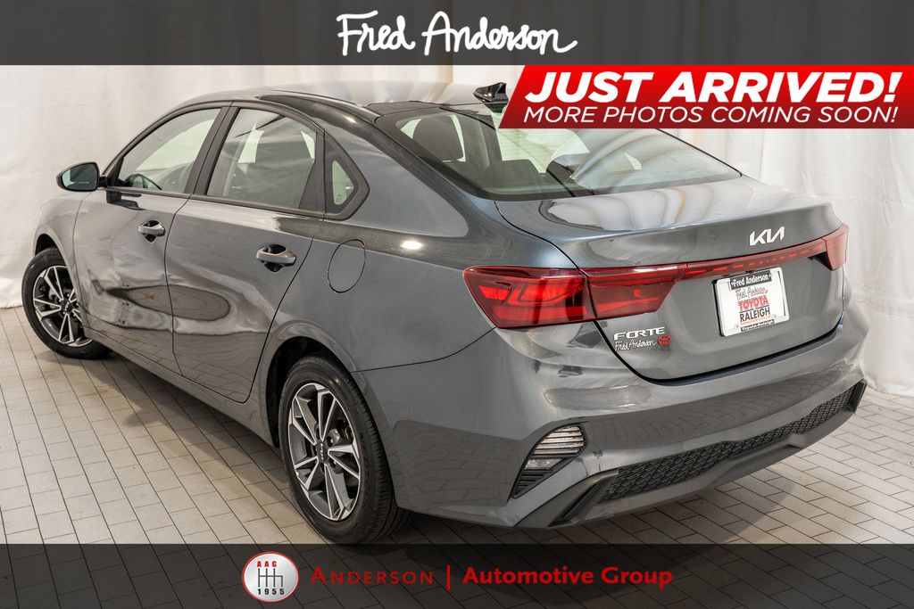 2023 Kia Forte LXS photo 4