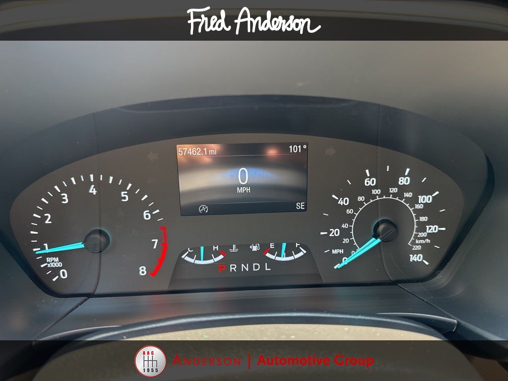 2022 Ford Escape SE photo 3
