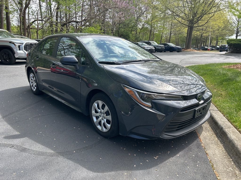 Used 2025 Toyota Corolla LE Sedan