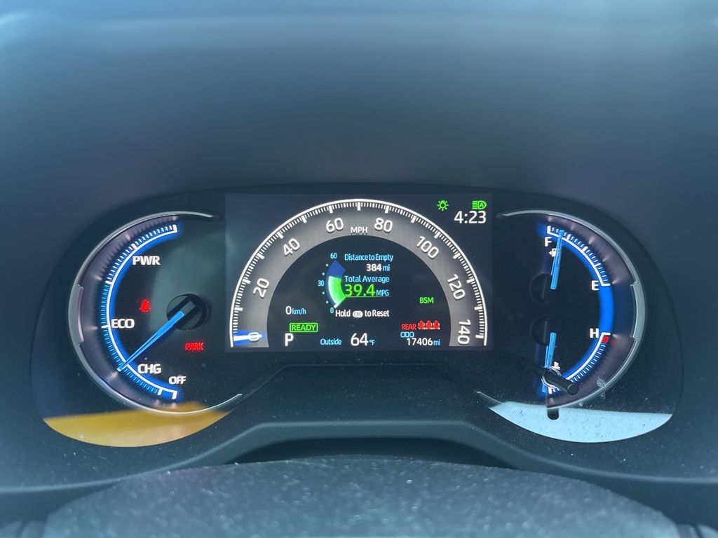 2023 Toyota RAV4 Hybrid XLE photo 3