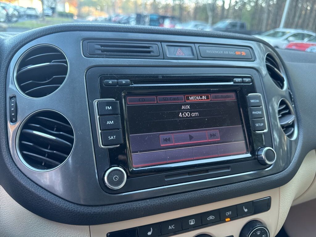 Used 2014 Volkswagen Tiguan SE SUV