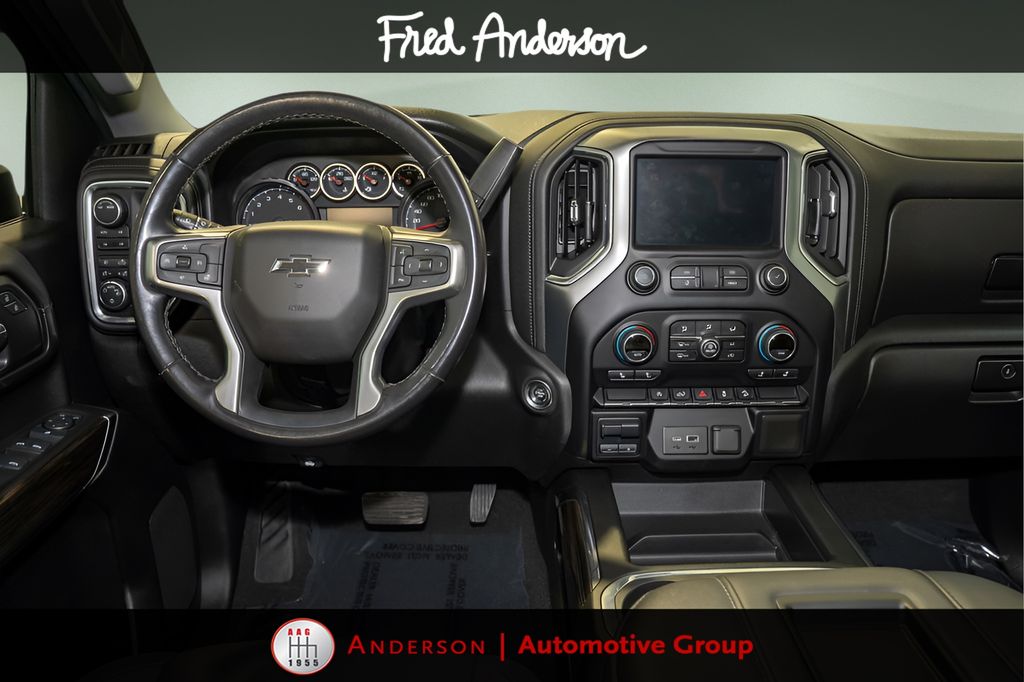 2021 Chevrolet Silverado 1500 LT Trail Boss photo 2
