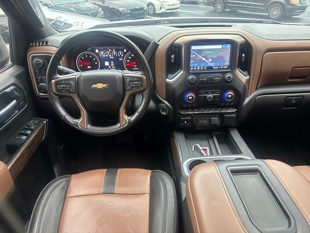 2021 Chevrolet Silverado 1500 High Country photo 2