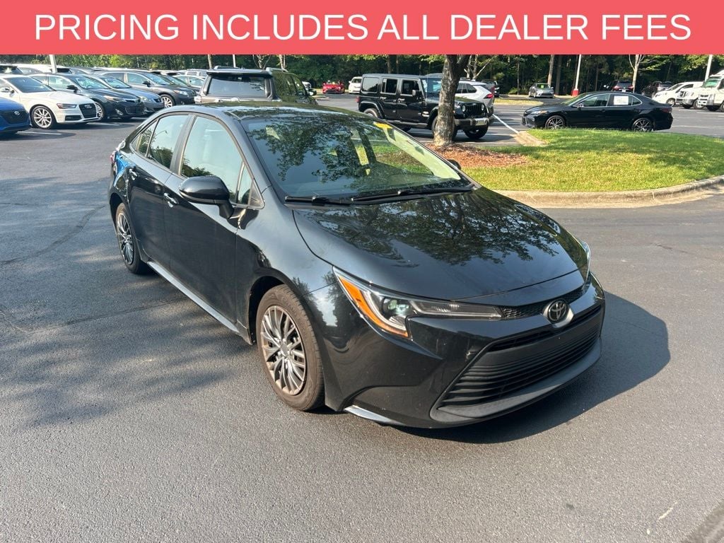 Used 2023 Toyota Corolla LE Sedan