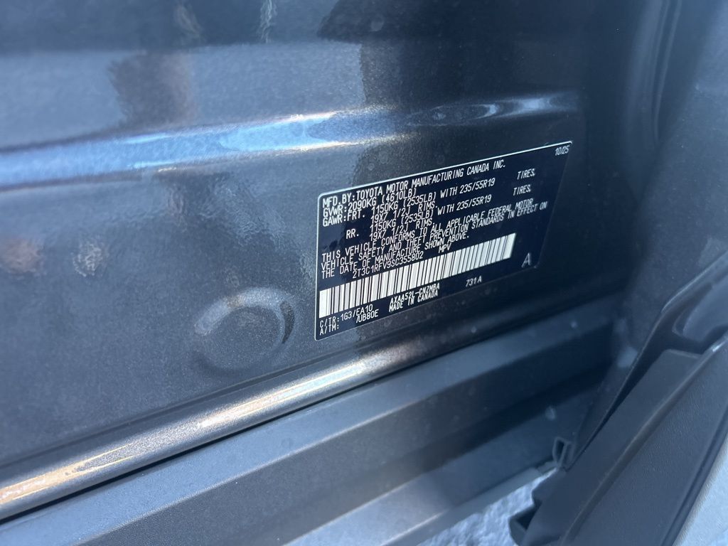 2025 Toyota RAV4 XLE Premium photo 4