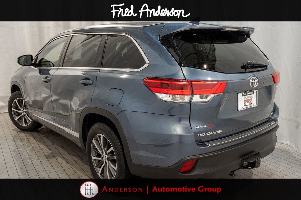2017 Toyota Highlander XLE photo 4