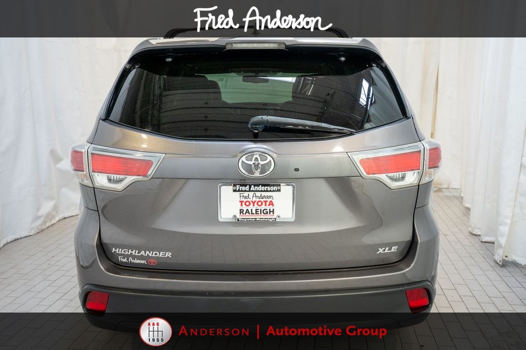 Used 2016 Toyota Highlander XLE V6 SUV