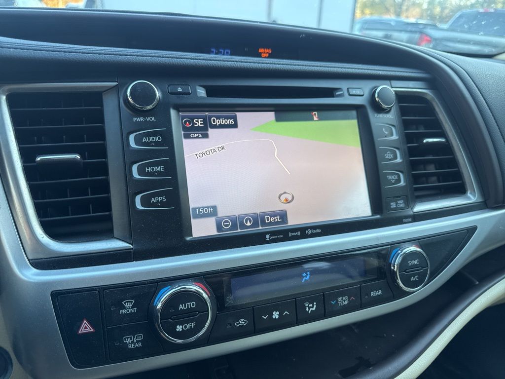 2019 Toyota Highlander XLE photo 3