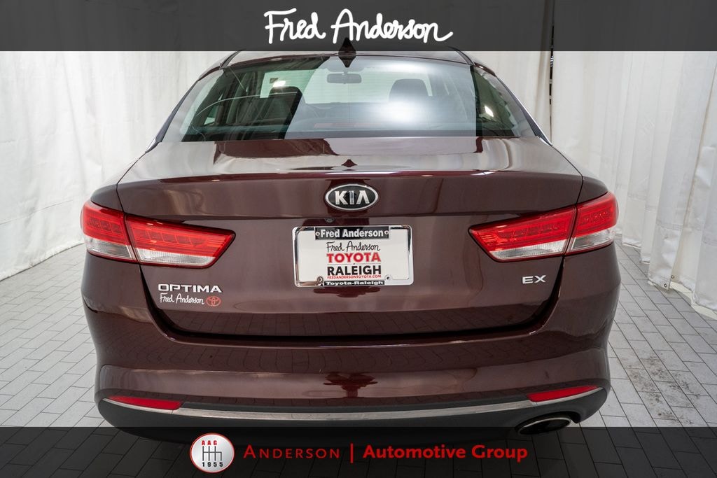 Used 2017 Kia Optima EX Sedan