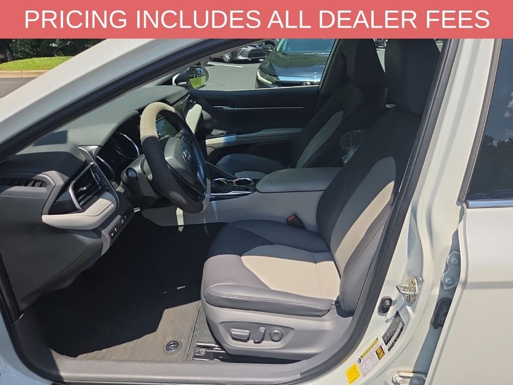 Used 2020 Toyota Camry XLE Sedan