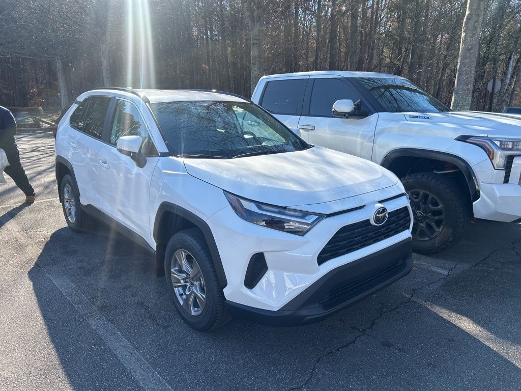 2025 Toyota RAV4 SUV 