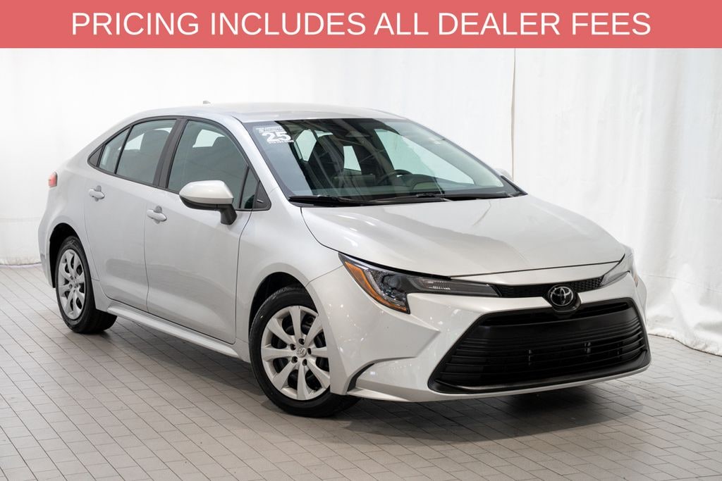 Used 2025 Toyota Corolla LE Sedan