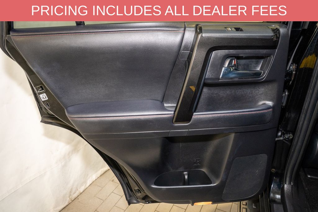 2022 Toyota 4Runner TRD Off-Road Premium - Photo 9