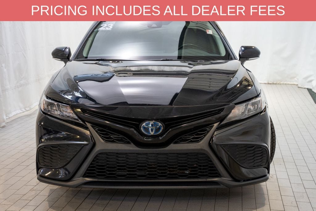 Used 2023 Toyota Camry SE Sedan