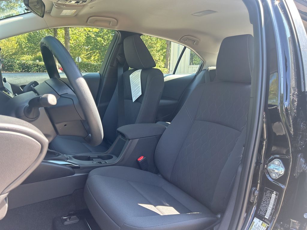 2026 Toyota Corolla LE photo 2