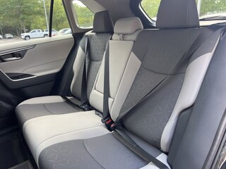 2025 Toyota RAV4 XLE SUV