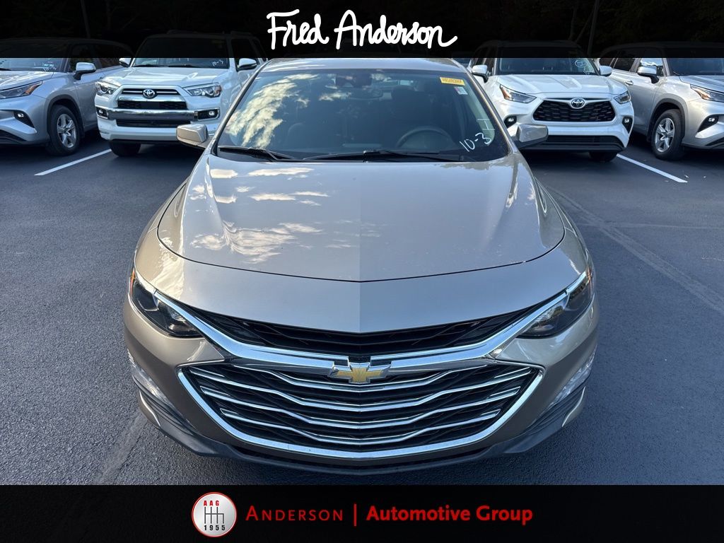 2023 Chevrolet Malibu 1LT photo 3