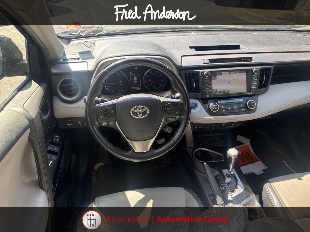 2017 Toyota RAV4 Hybrid Limited photo 2