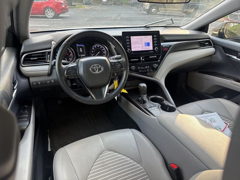 Used 2023 Toyota Camry SE Sedan
