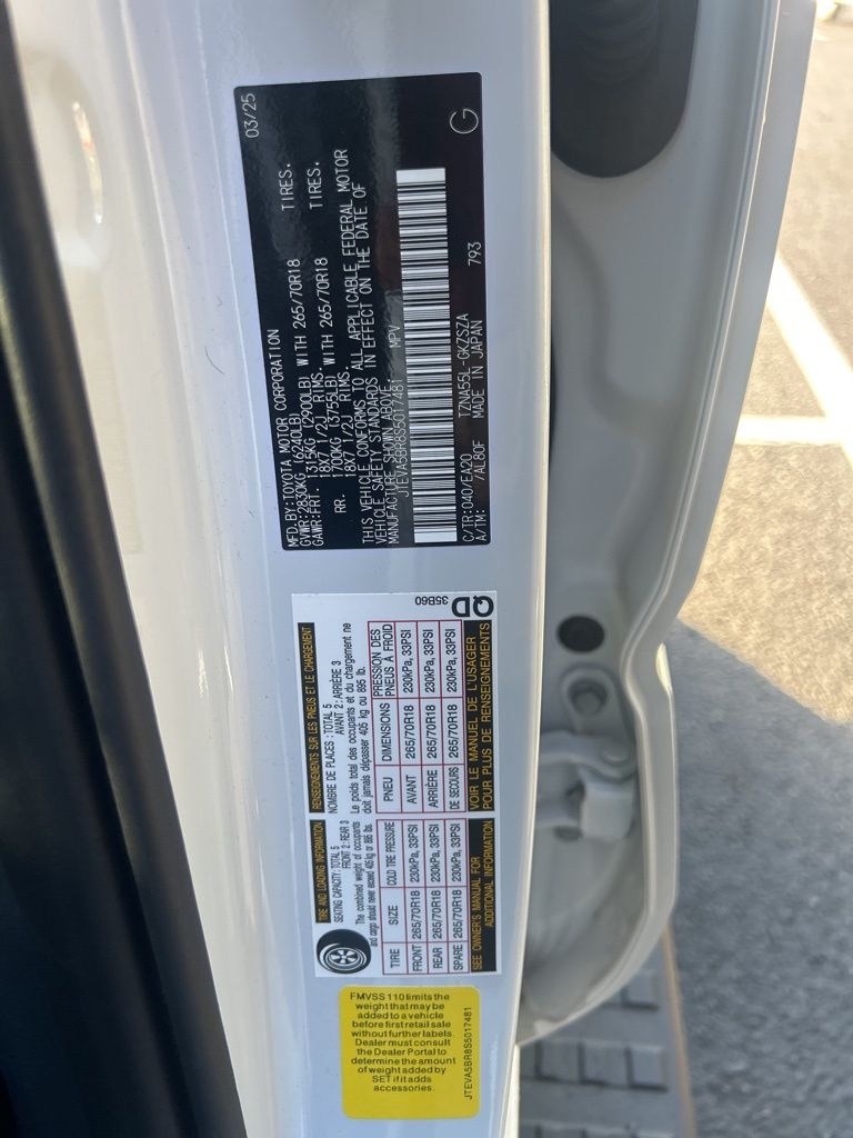 2025 Toyota 4Runner TRD Off-Road Premium photo 4