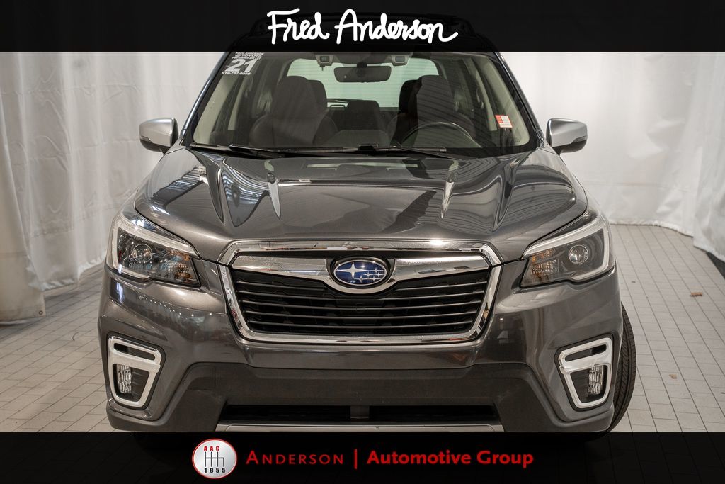 2021 Subaru Forester Touring photo 3
