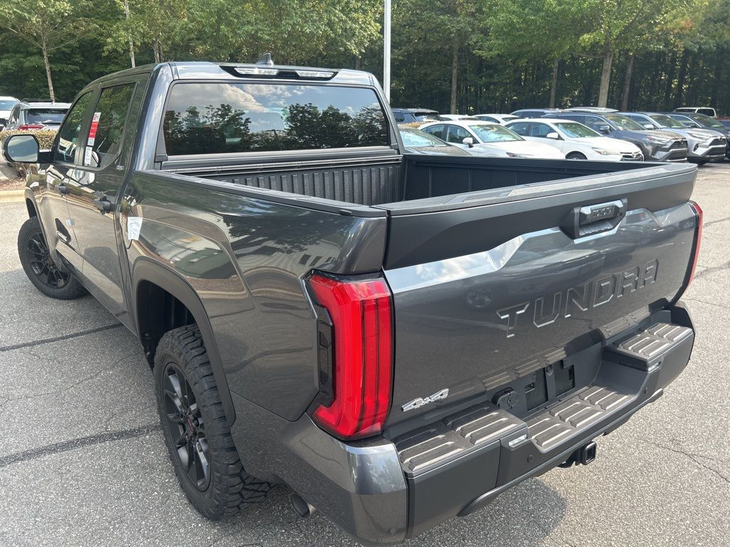 2026 Toyota Tundra SR5 CrewMax photo 3