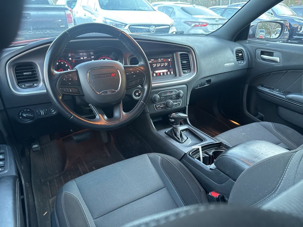 2020 Dodge Charger SXT photo 2