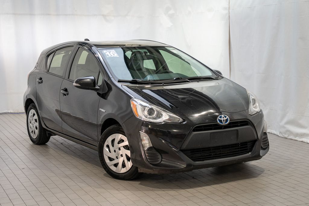 2016 Toyota Prius c One