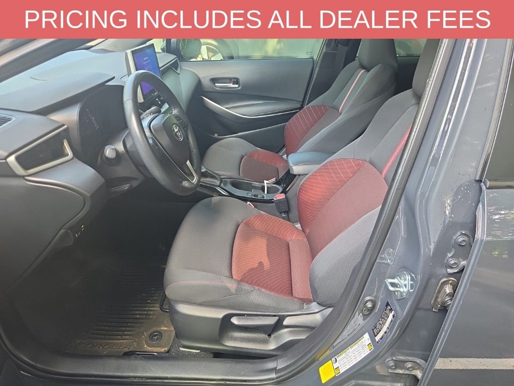 Used 2025 Toyota Corolla SE Sedan