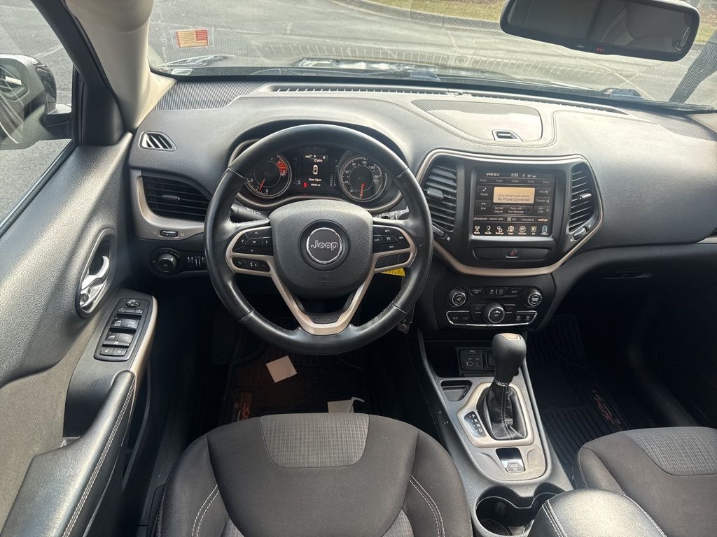 Used 2017 Jeep Cherokee Latitude SUV