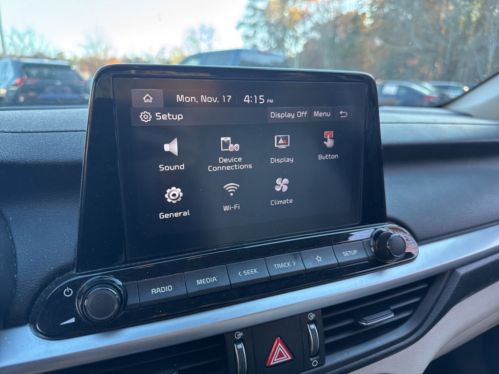 2023 Kia Forte LXS photo 4