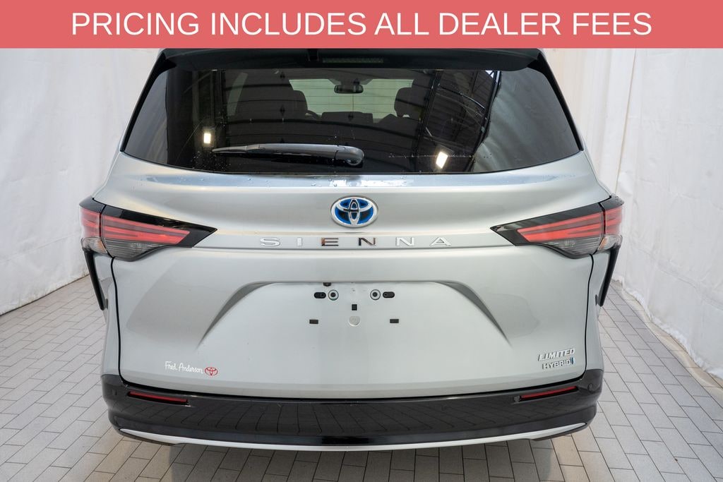 Certified 2021 Toyota Sienna Limited Minivan/Van