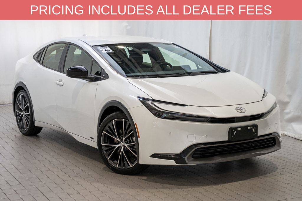 2024 Toyota Prius Hatchback 