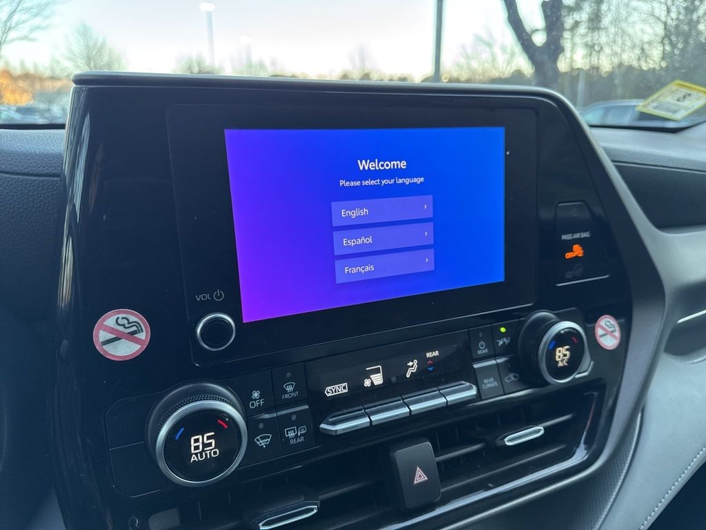 Used 2023 Toyota Highlander LE SUV